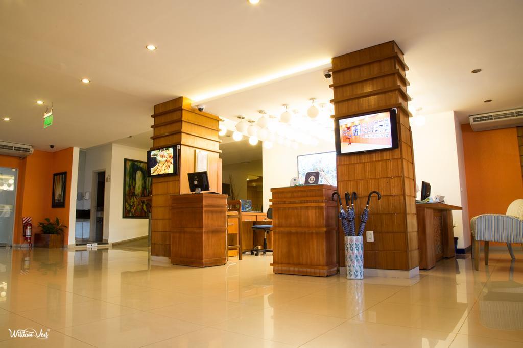 Convair Hotel Сиудад дел Есте Екстериор снимка