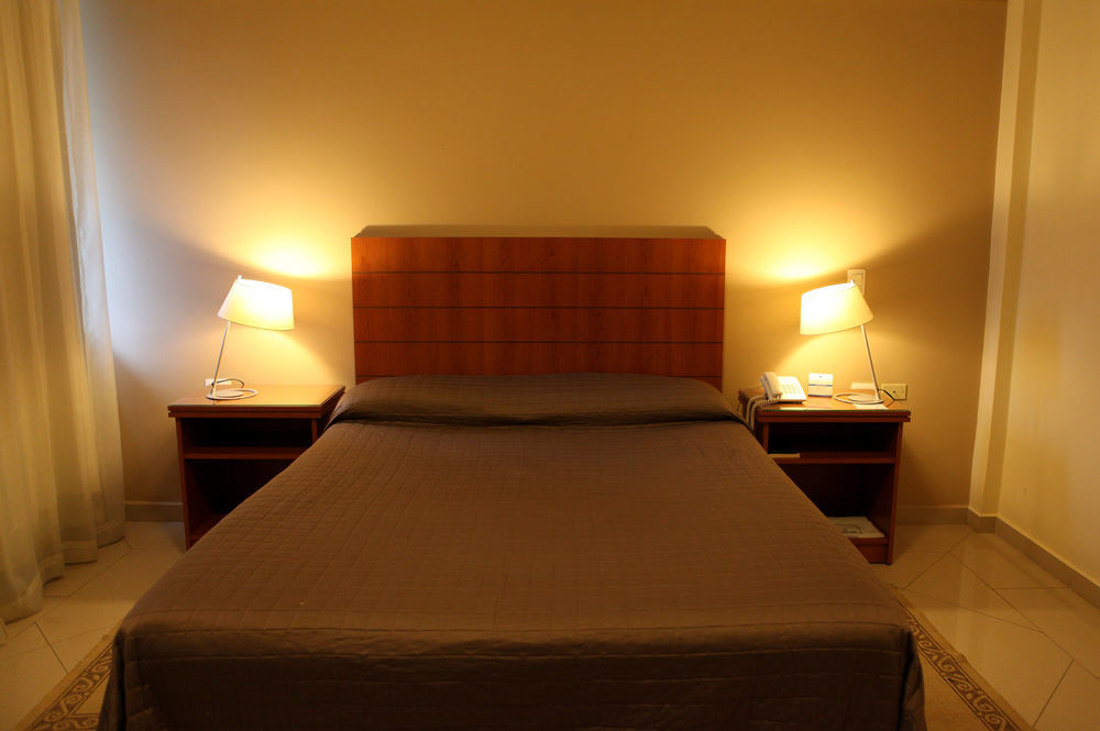 Convair Hotel Сиудад дел Есте Екстериор снимка