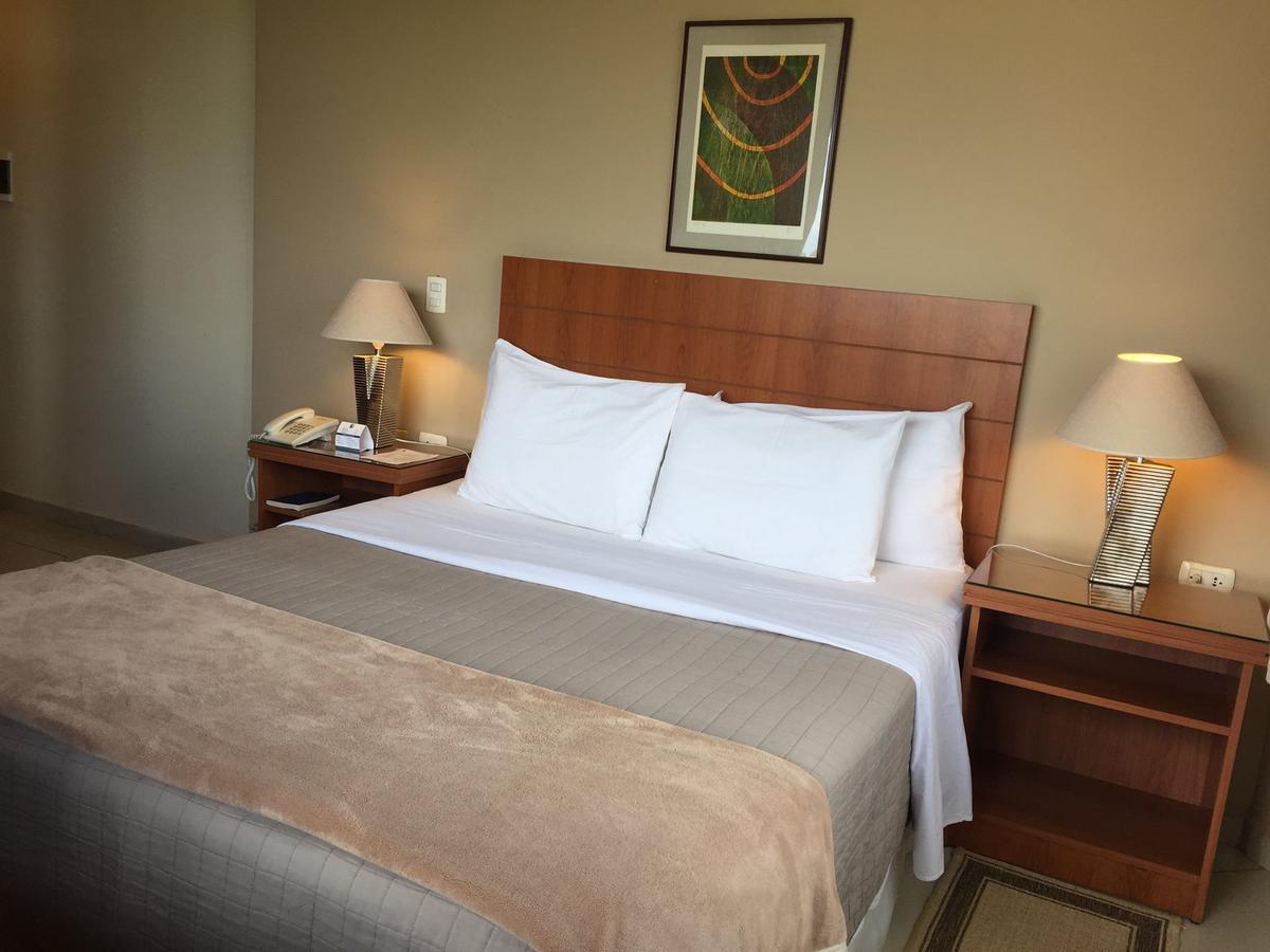 Convair Hotel Сиудад дел Есте Екстериор снимка