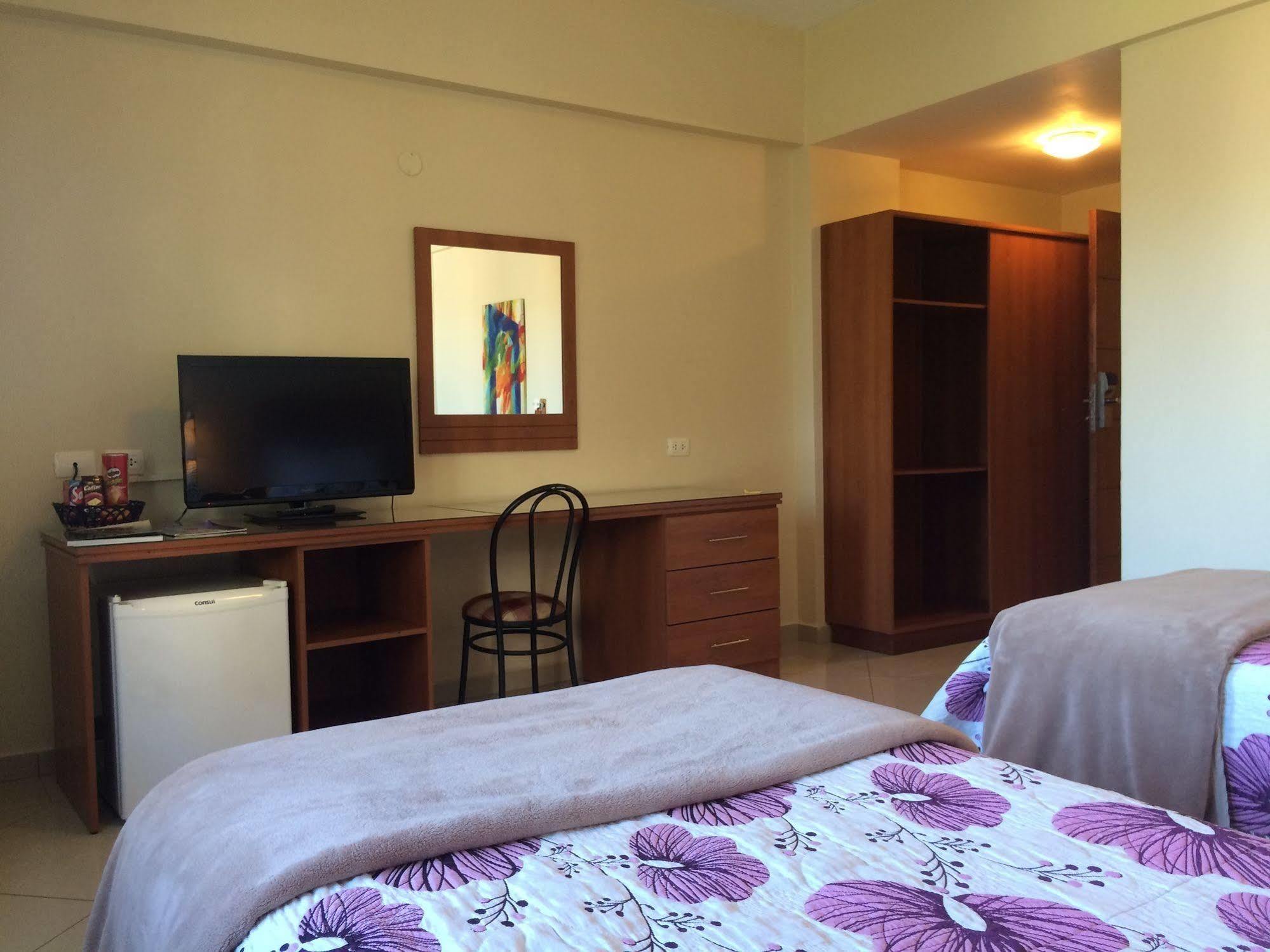 Convair Hotel Сиудад дел Есте Екстериор снимка